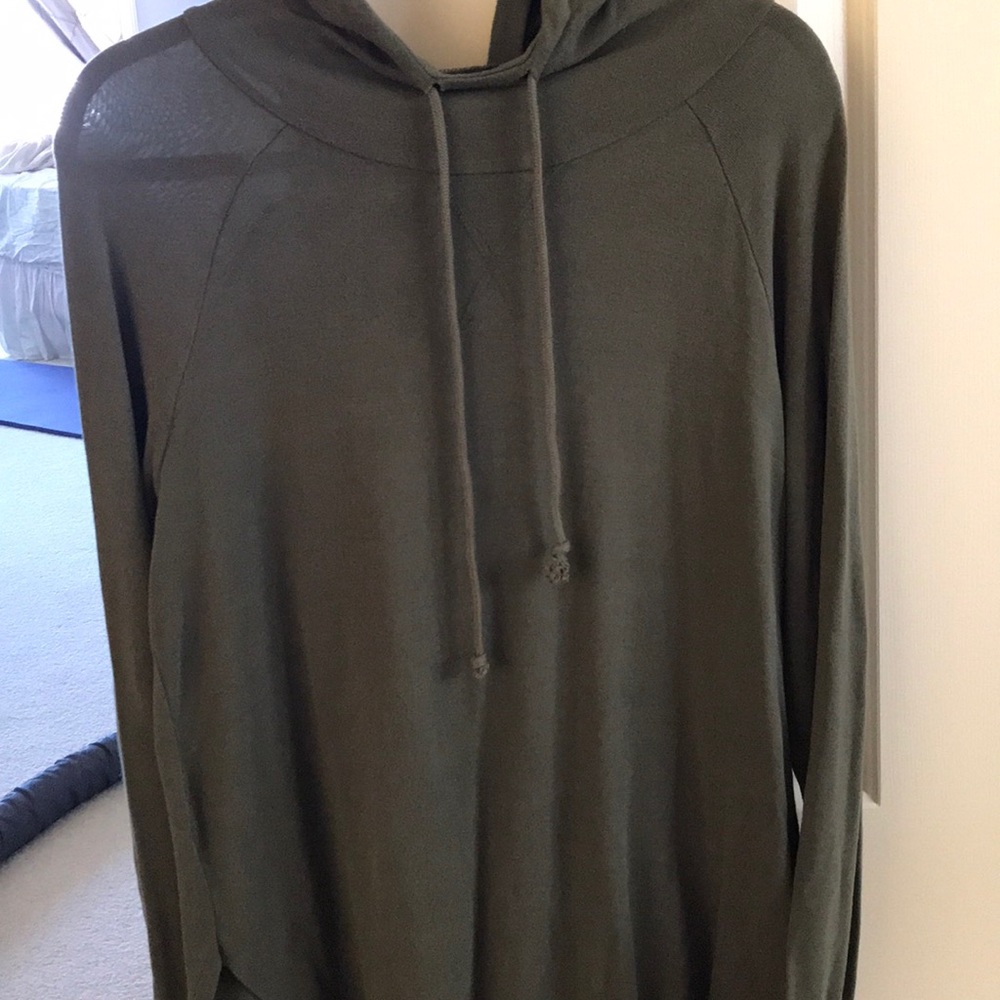 Green pullover hoodie (PacSun)